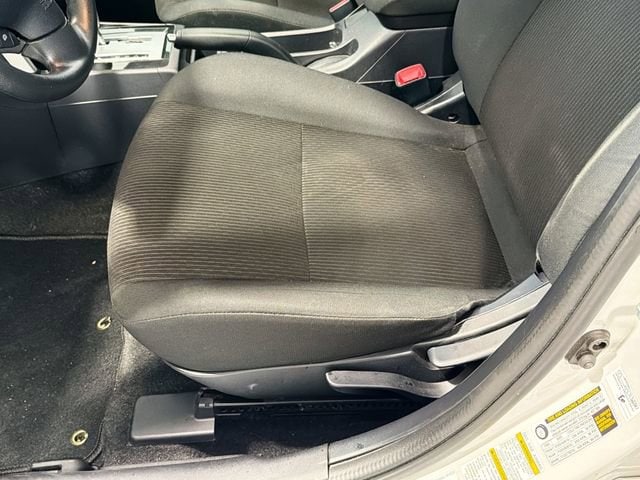 2017 Mitsubishi Lancer ES - Photo 17