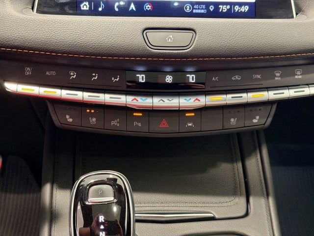 2022 Cadillac XT4 Sport - Photo 16