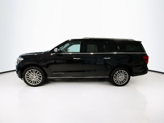 2022 Ford Expedition MAX Platinum photo 2