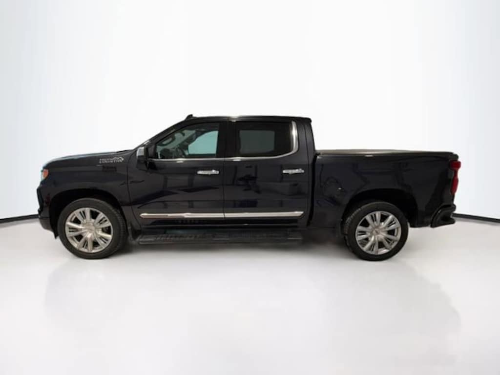 Used 2022 Chevrolet Silverado 1500 High Country Truck Crew Cab
