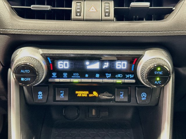 2022 Toyota RAV4 XLE Premium - Photo 14