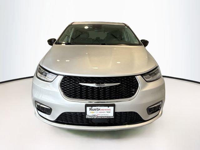 2024 Chrysler Pacifica Limited photo 2