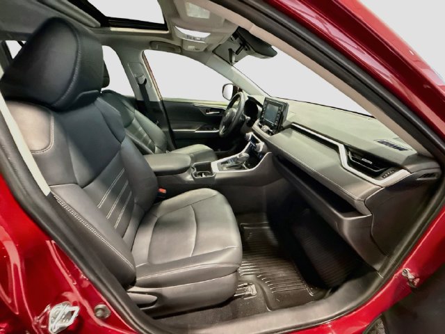 2022 Toyota RAV4 XLE Premium - Photo 24