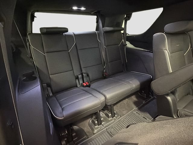 2023 Cadillac Escalade Premium Luxury - Photo 25