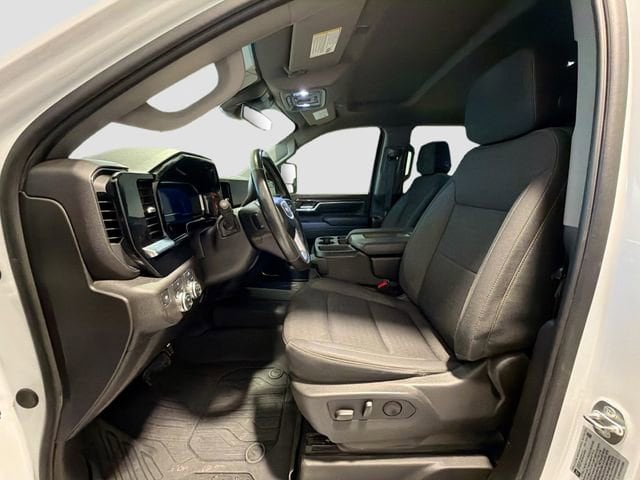 2024 GMC Sierra 3500HD SLE - Photo 18