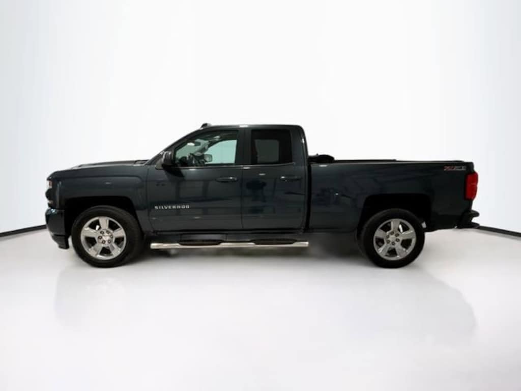 Used 2017 Chevrolet Silverado 1500 LT Truck Double Cab