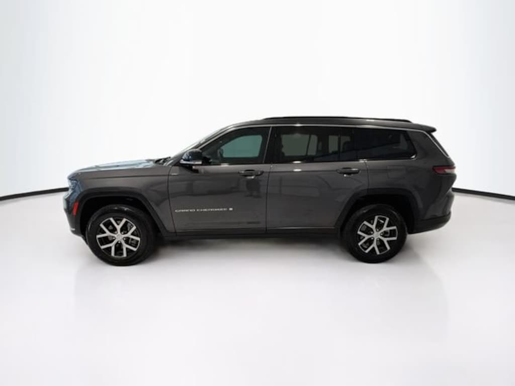 Used 2024 Jeep Grand Cherokee L Limited 4x4 SUV