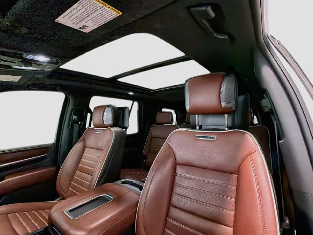 2023 GMC Yukon Denali Ultimate - Photo 20