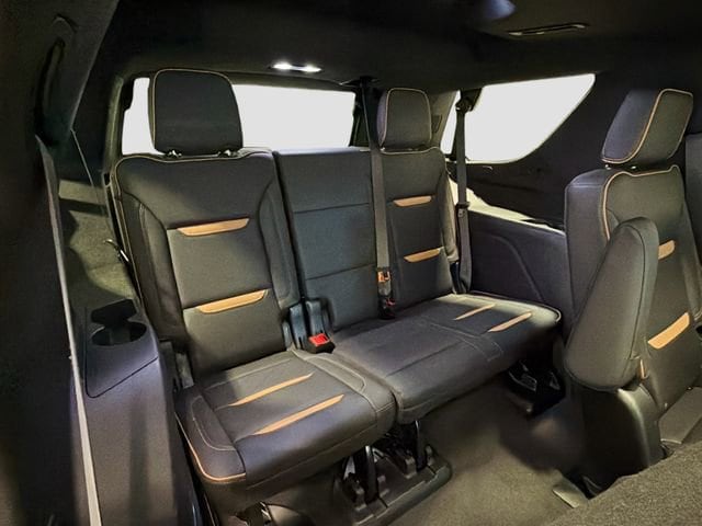 2023 GMC Yukon AT4 - Photo 26