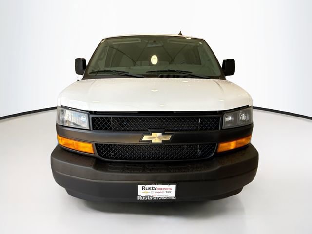 2019 Chevrolet Express Passenger 3500 LS photo 2