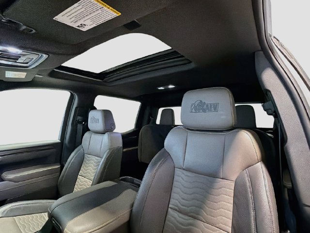 2024 Chevrolet Silverado 1500 ZR2 - Photo 21