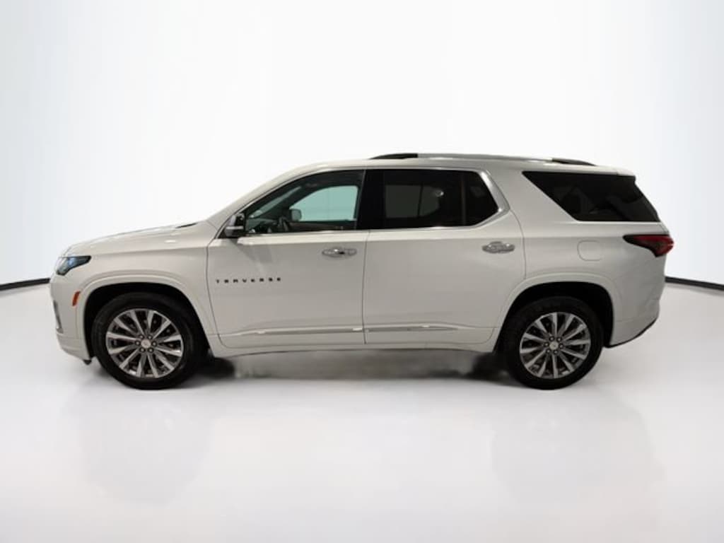 Used 2023 Chevrolet Traverse Premier SUV