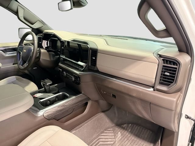 2026 Chevrolet Silverado 1500 LTZ - Photo 25