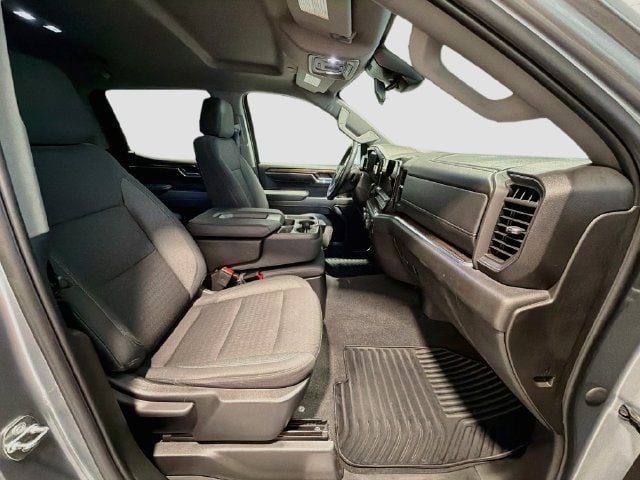 2024 Chevrolet Silverado 1500 LT - Photo 23