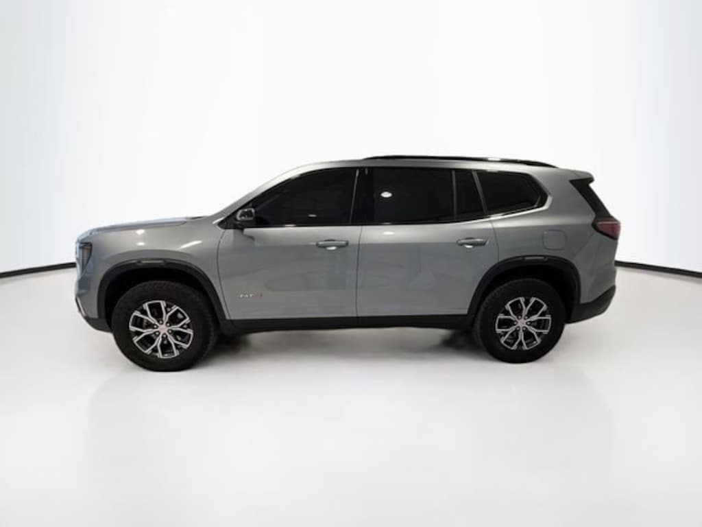 Used 2024 GMC Acadia AT4 SUV