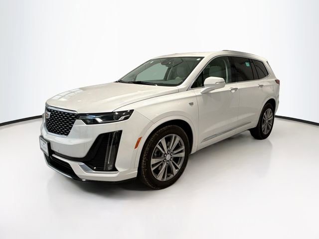 2025 Cadillac XT6 Premium Luxury photo 3