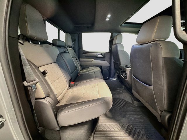 2024 Chevrolet Silverado 1500 ZR2 - Photo 24