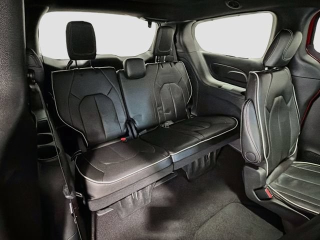 2025 Chrysler Pacifica Limited - Photo 24