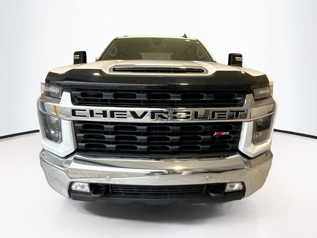 2023 Chevrolet Silverado 3500HD LT photo 2