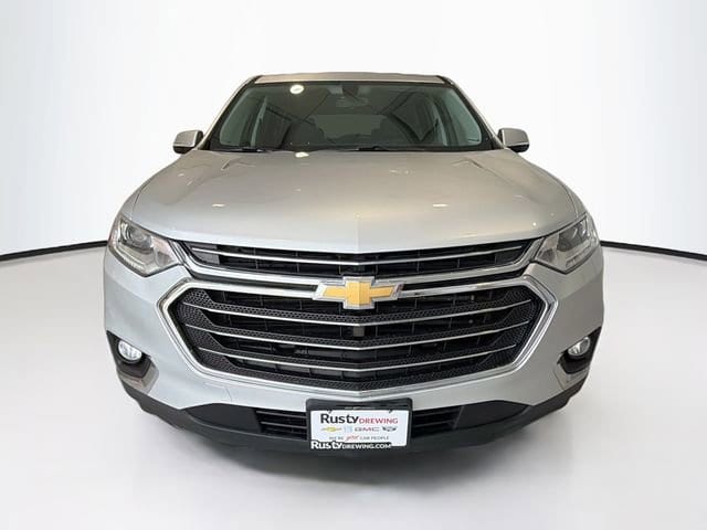 Used 2018 Chevrolet Traverse 1LT with VIN 1GNERGKW1JJ233068 for sale in Jefferson City, MO
