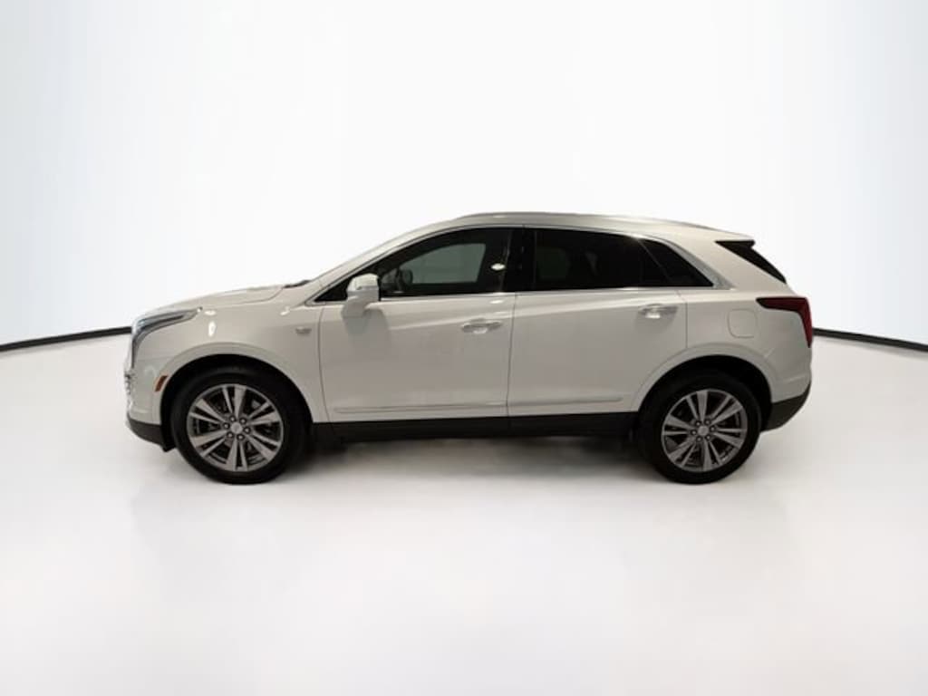 Used 2025 CADILLAC XT5 Premium Luxury SUV
