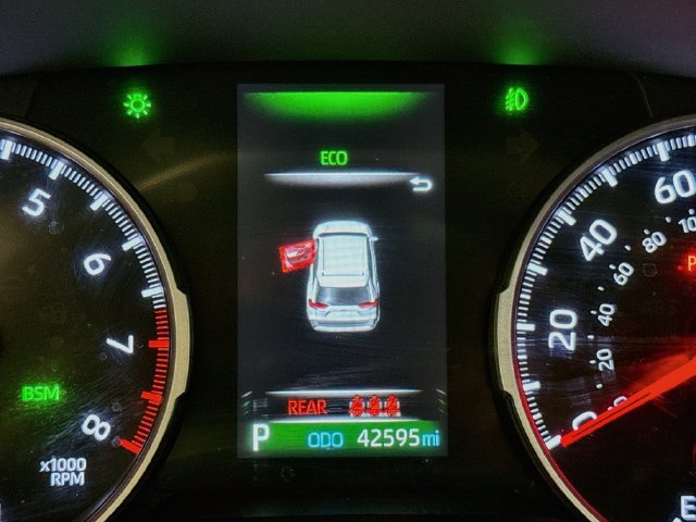 2022 Toyota RAV4 XLE Premium - Photo 11