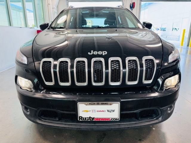 Used 2015 Jeep Cherokee Latitude with VIN 1C4PJLCB0FW560424 for sale in Jefferson City, MO