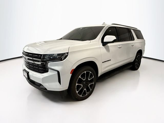 2021 Chevrolet Suburban RST photo 3