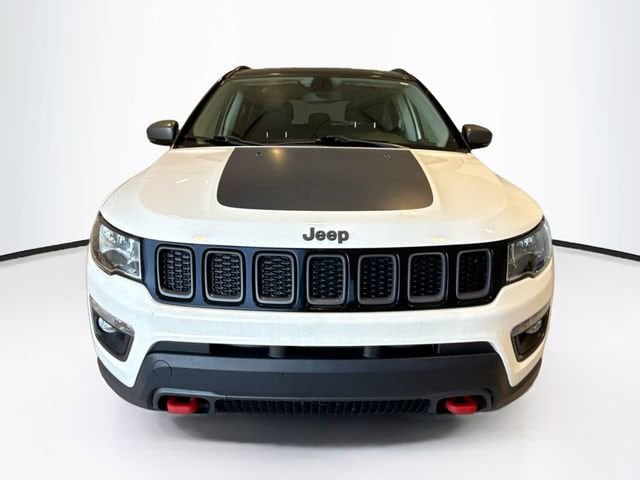 Used 2019 Jeep Compass Trailhawk with VIN 3C4NJDDB9KT688138 for sale in Jefferson City, MO