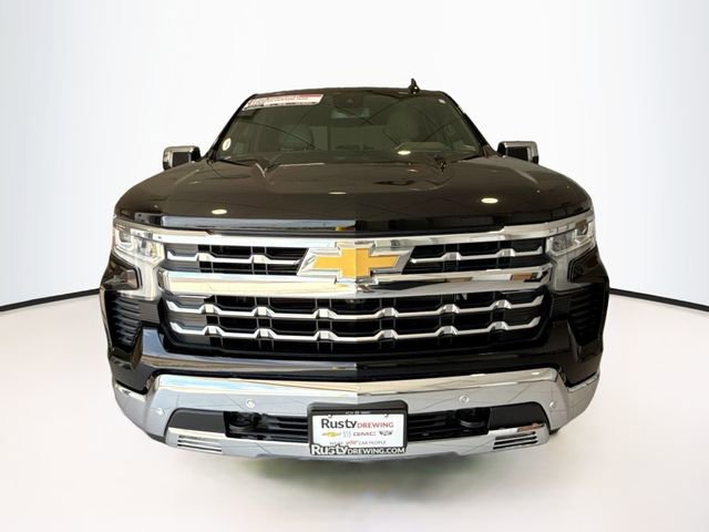 2022 Chevrolet Silverado 1500 LTZ photo 2