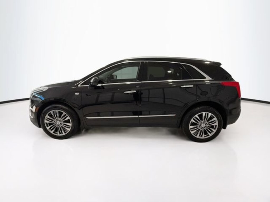 Used 2017 CADILLAC XT5 Premium Luxury FWD SUV