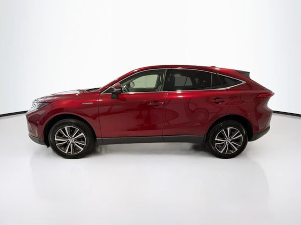 Used 2021 Toyota Venza LE SUV
