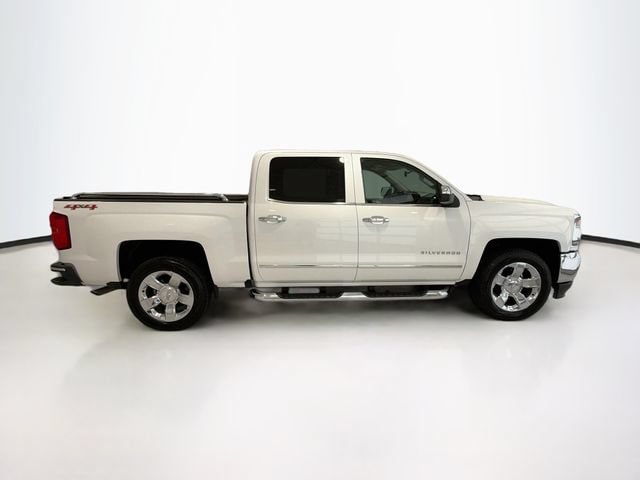 2017 Chevrolet Silverado 1500 LTZ - Photo 8