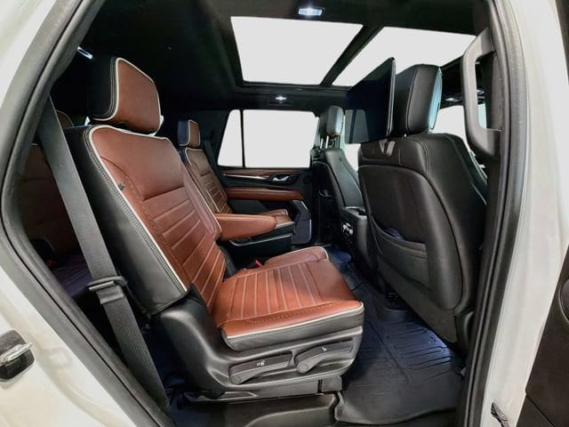 2023 GMC Yukon Denali Ultimate - Photo 27