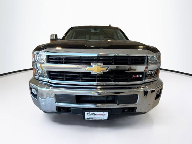 2015 Chevrolet Silverado 2500HD LTZ photo 2