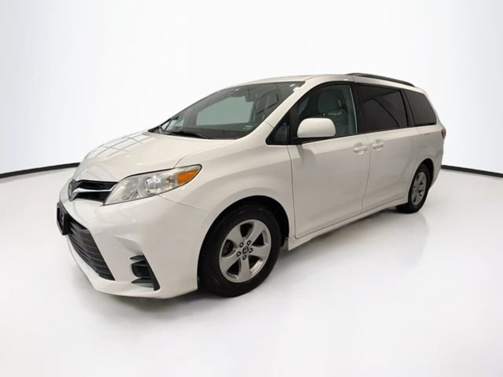 Used 2019 Toyota Sienna LE 8 Passenger Van