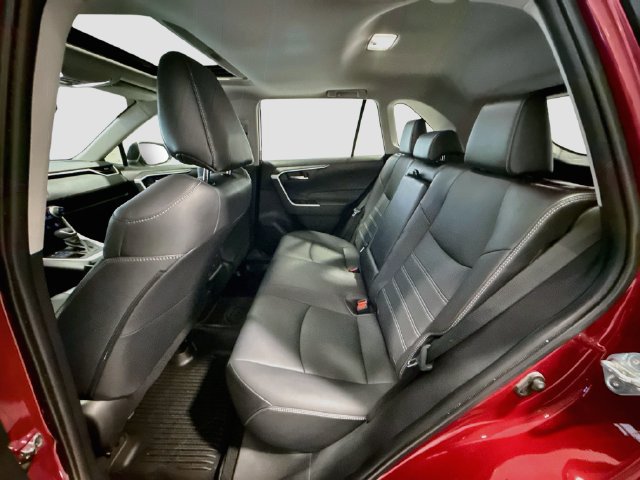 2022 Toyota RAV4 XLE Premium - Photo 21