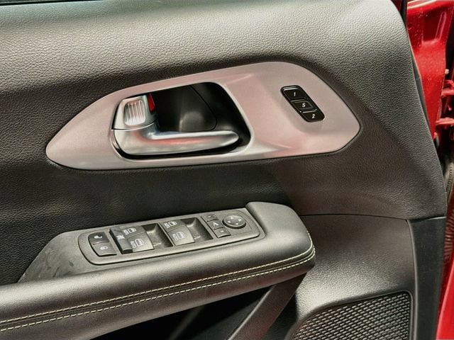 2025 Chrysler Pacifica Limited - Photo 17