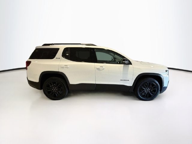 2023 GMC Acadia SLE - Photo 8