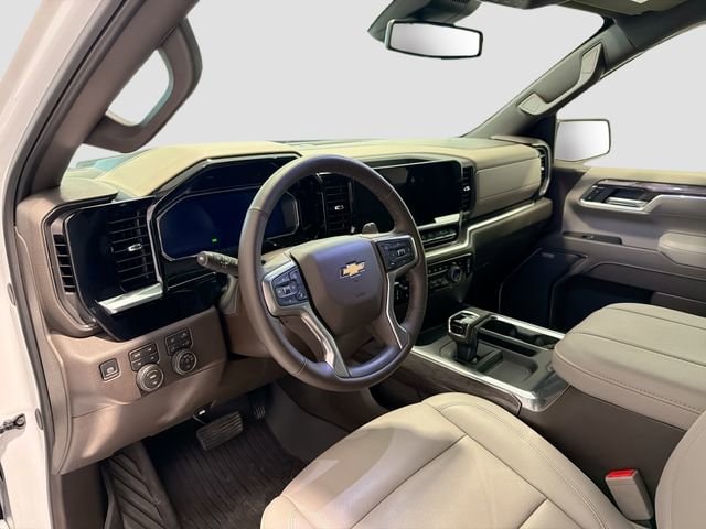 2026 Chevrolet Silverado 1500 LTZ - Photo 8
