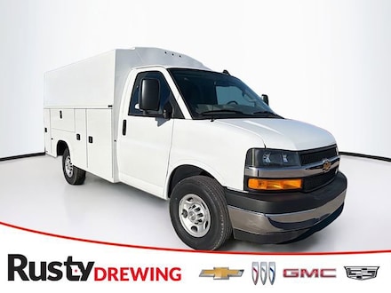 2025 Chevrolet Express Cutaway 3500 1 WT w/Knapheide Conversion Cutaway Van