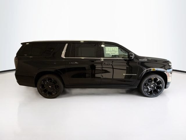 2026 Chevrolet Suburban High Country - Photo 7