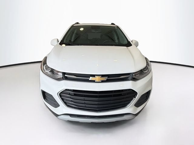 Used 2020 Chevrolet Trax LT with VIN KL7CJLSB0LB009054 for sale in Jefferson City, MO