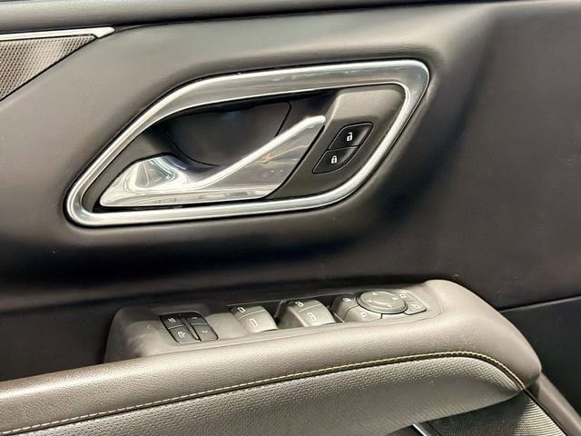 2023 GMC Yukon AT4 - Photo 18