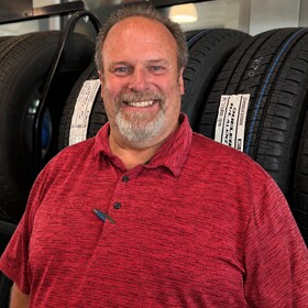 Staff member MIKE BERGMAN from ID_b8de6f9ec7bc