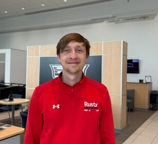 Staff member MASON DAVIS from ID_0d583fb3bc47
