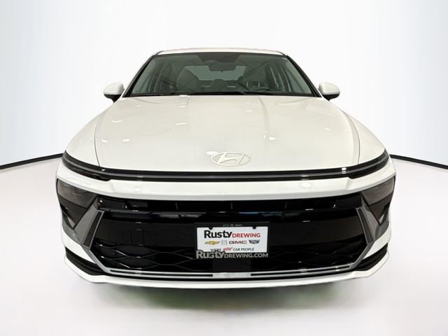 Used 2025 Hyundai Sonata SE with VIN KMHL24JA1SA431574 for sale in Jefferson City, MO