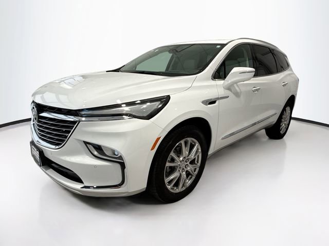2023 Buick Enclave Premium photo 3