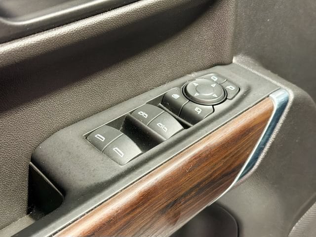 2021 GMC Sierra 1500 SLT - Photo 16