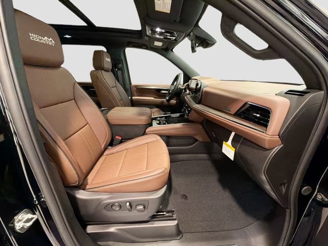 2026 Chevrolet Suburban High Country - Photo 27